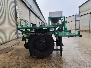 Machine de plantation de manioc pour l'Afrique avec 2 rangées de plantation Longueur de tranche 19 cm